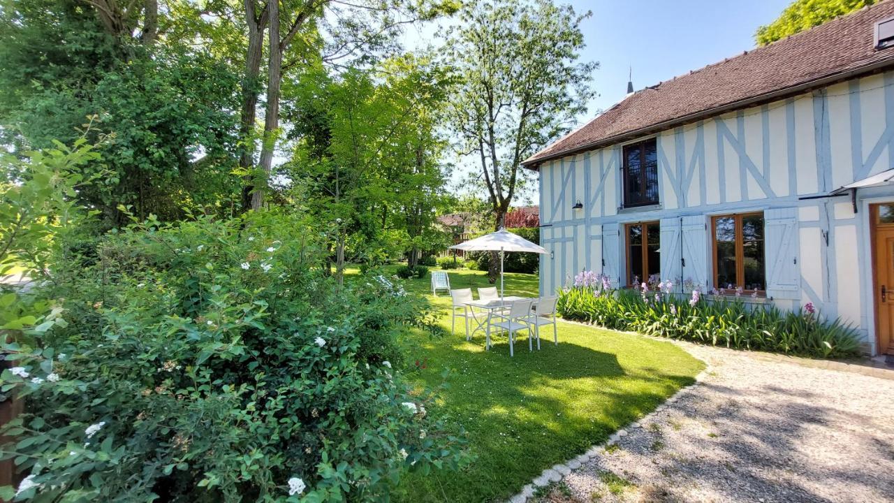 Domaine Du Carouge Hotel Lirey Eksteriør billede