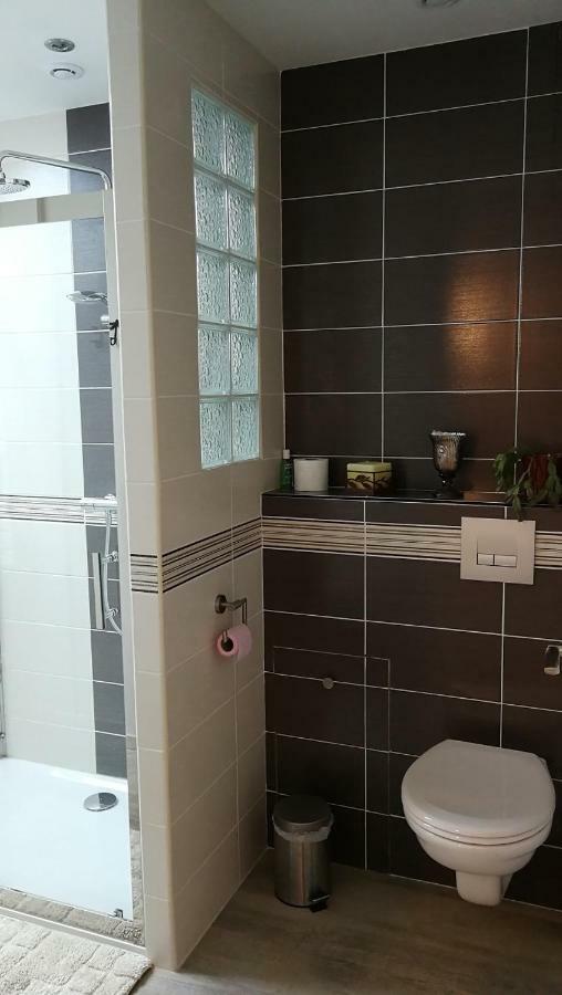 Domaine Du Carouge Hotel Lirey Eksteriør billede